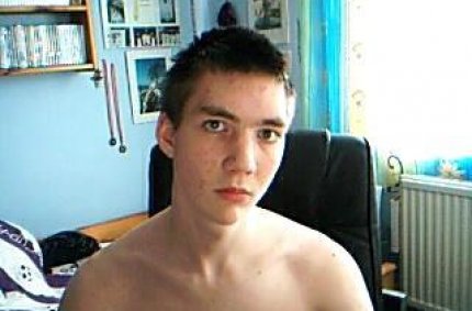 Profil von: Hotboy18 - gays gefesselt, gangbang gefesselt