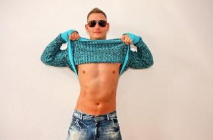 Profil von: Hot-Ricardo - bisexuell, webcam gay